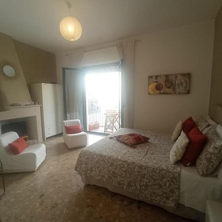 Myhouse Hotel Olbia Ngoại thất bức ảnh